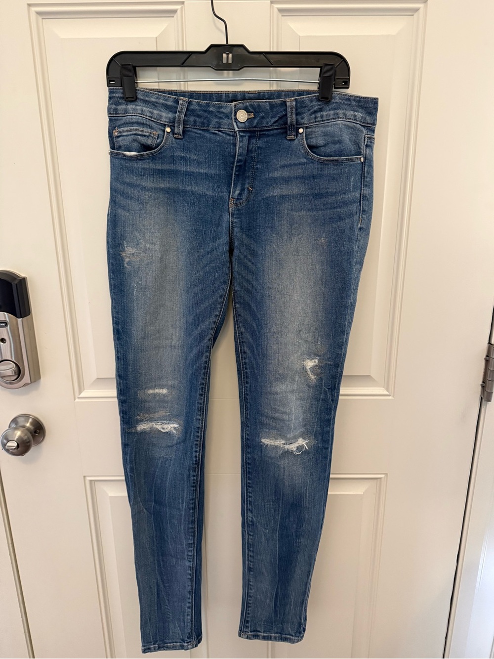 White House Black Market Women's Distressed Skinny Jeans - Medium Blue